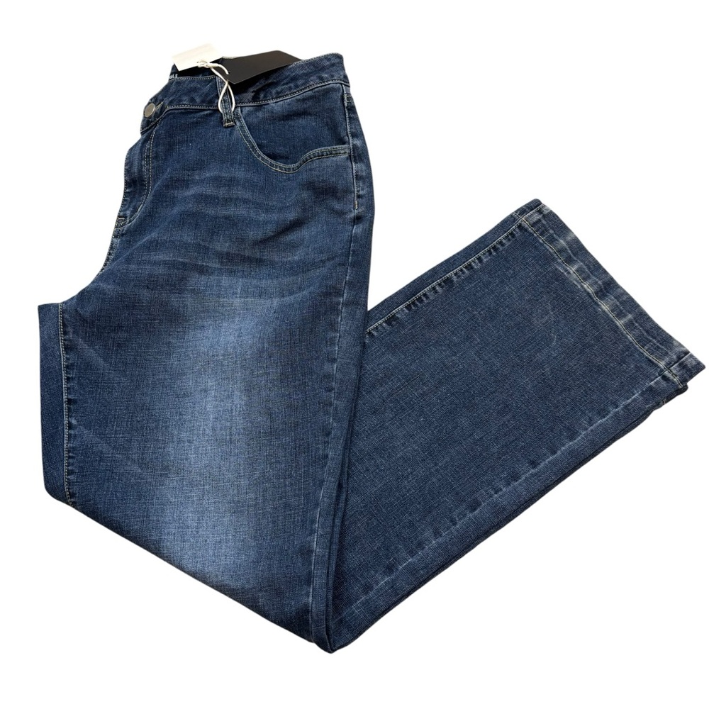 Brand new with Tags Ladies Flamingals Brand Straight Leg Dark Wash Jeans Size 2X